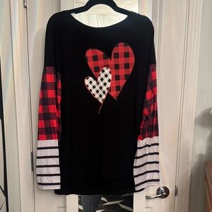 Black Long Sleeve Top with Plaid Heart Design Valentine